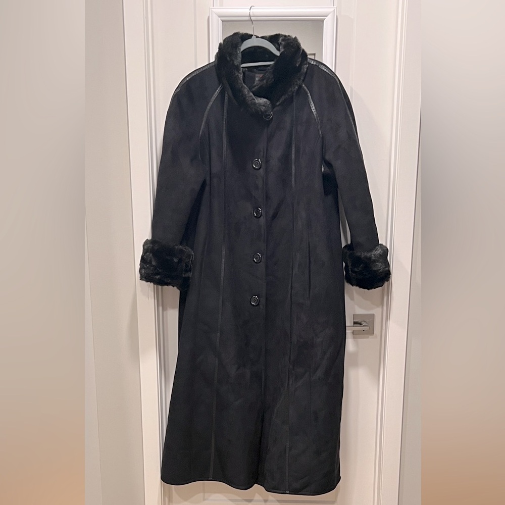 Gallery Long Black Faux Fur-Trimmed Trench Coat